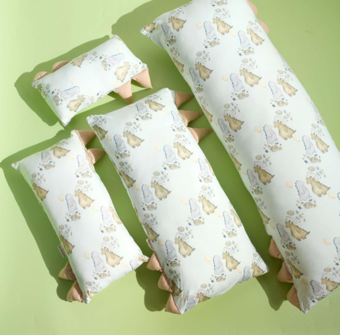 Dino bolster