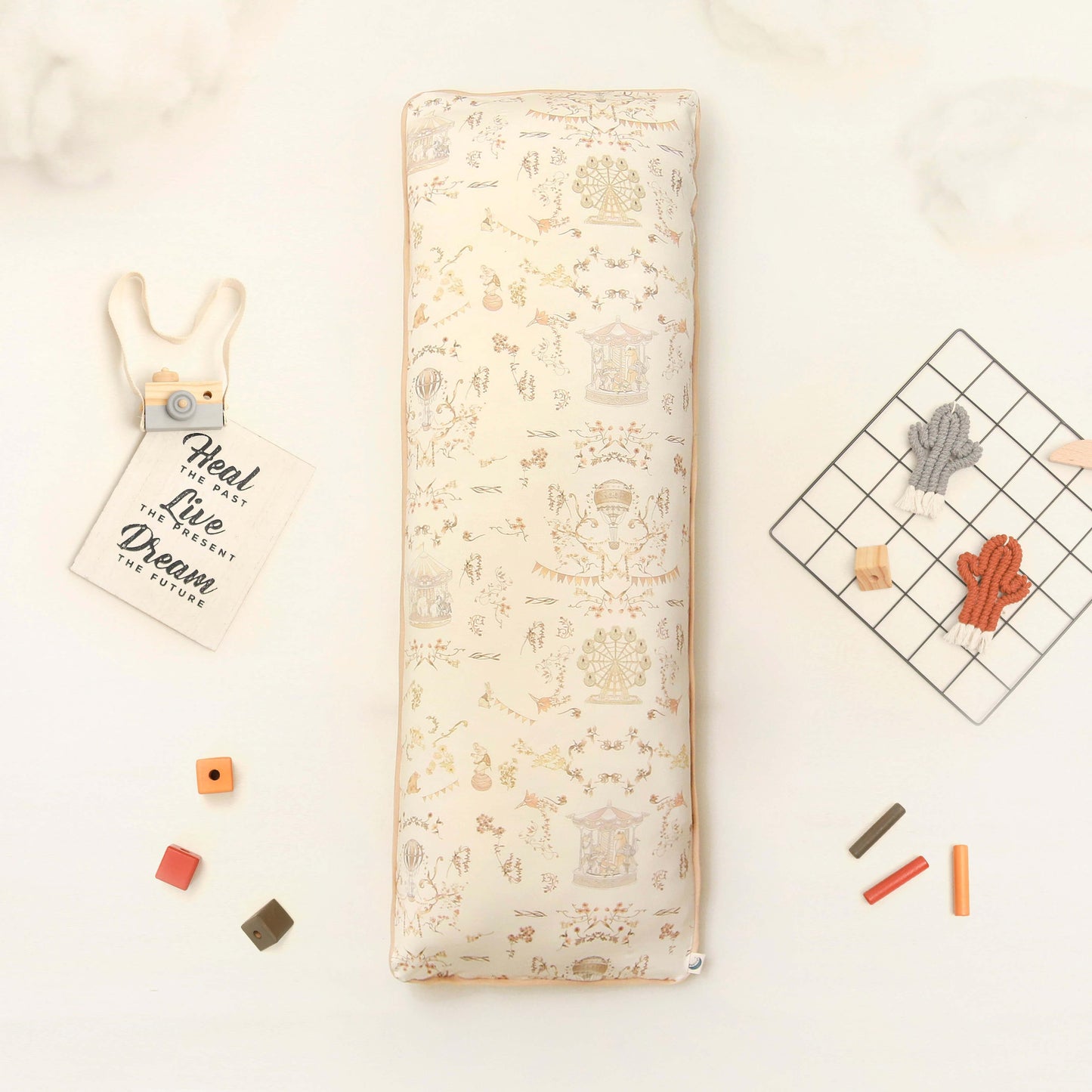 Carousel beige bolster