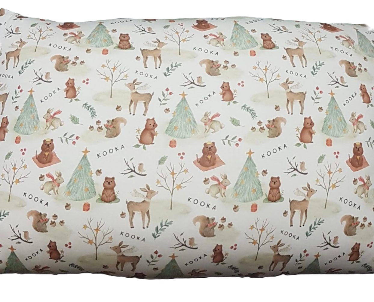 Wonderland xmas pillow