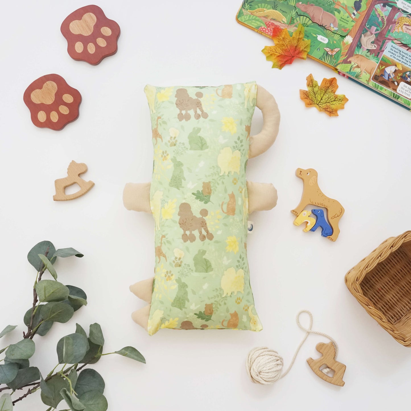 Garden pets bolster