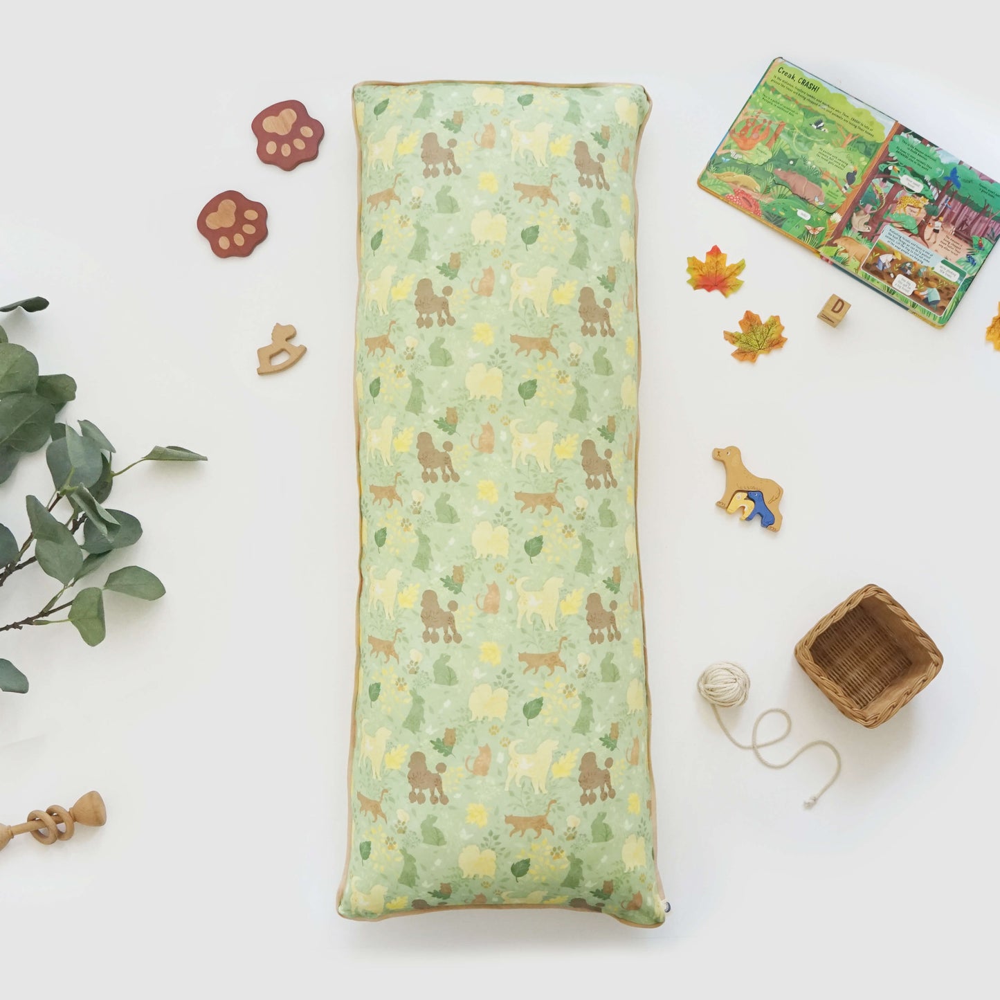 Garden pets bolster
