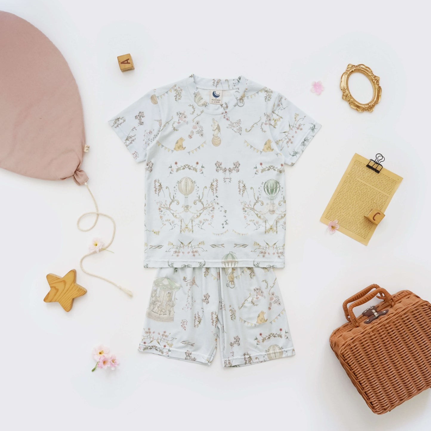 Carousel blue