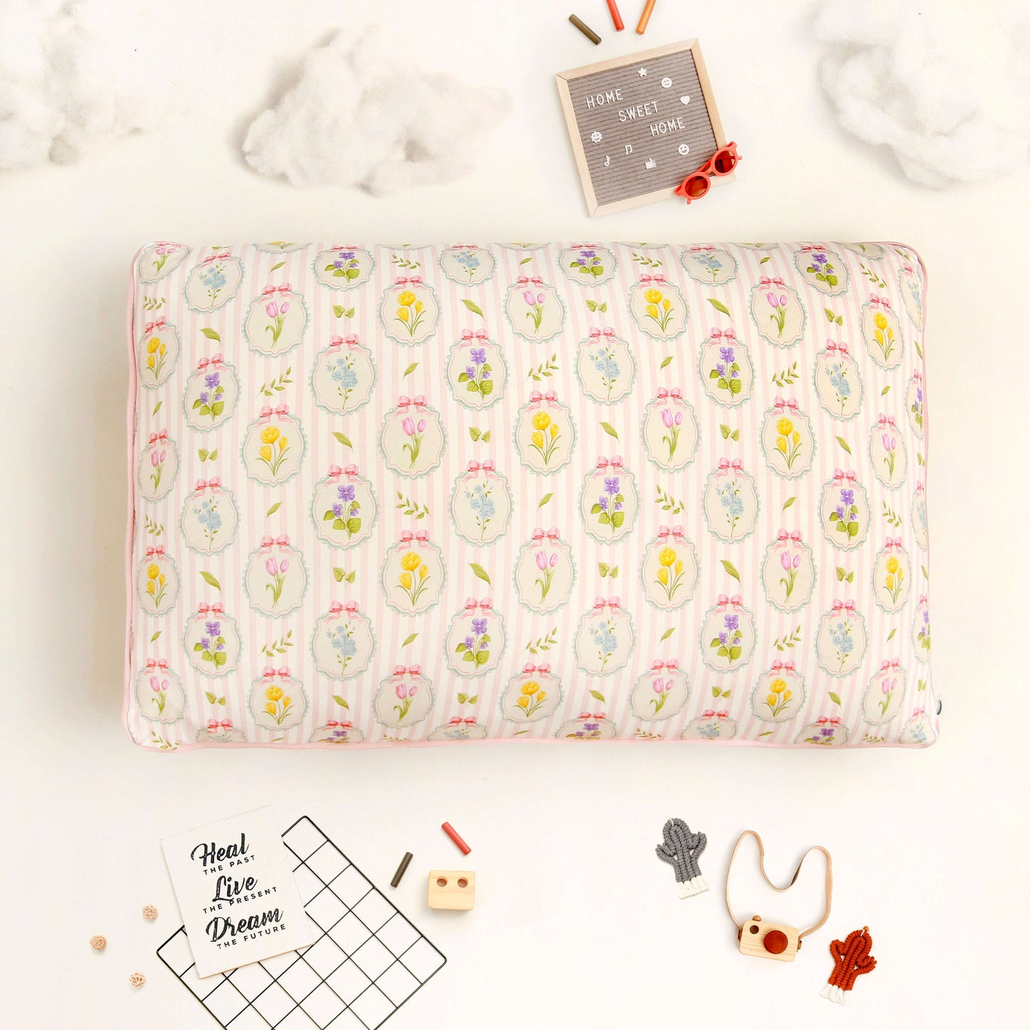 Summer flower pillow