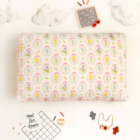 Summer flower pillow