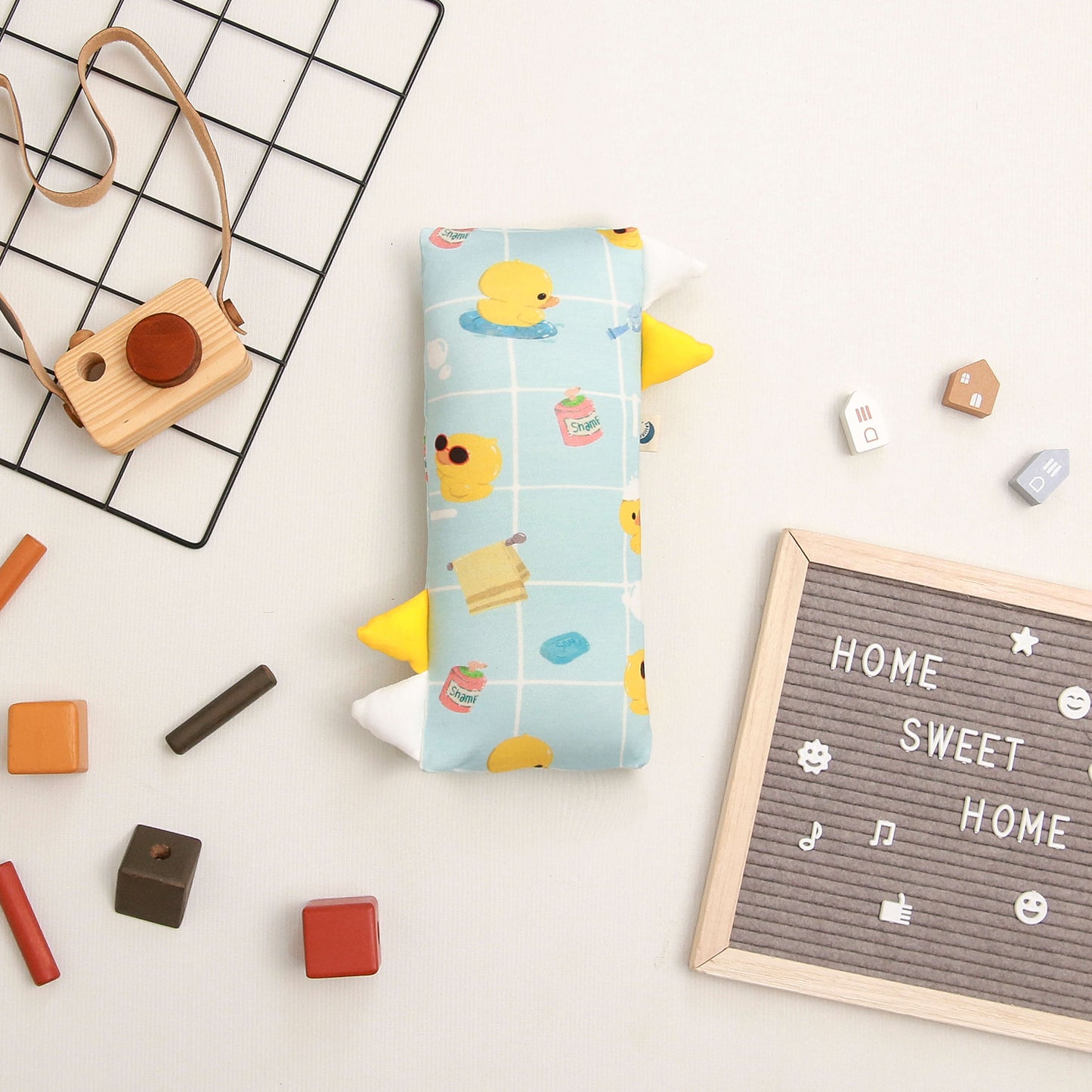 Bathing duck bolster