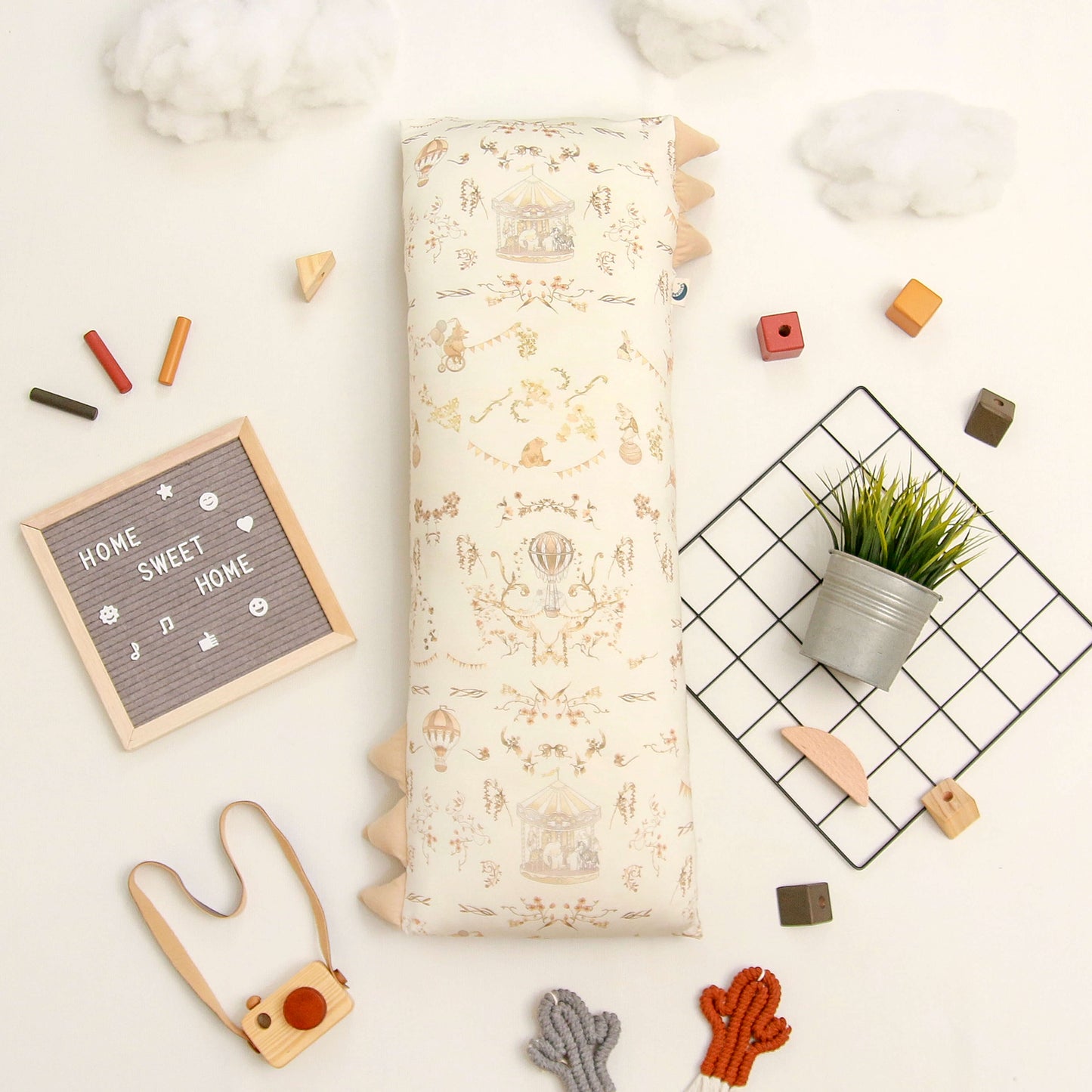 Carousel beige bolster
